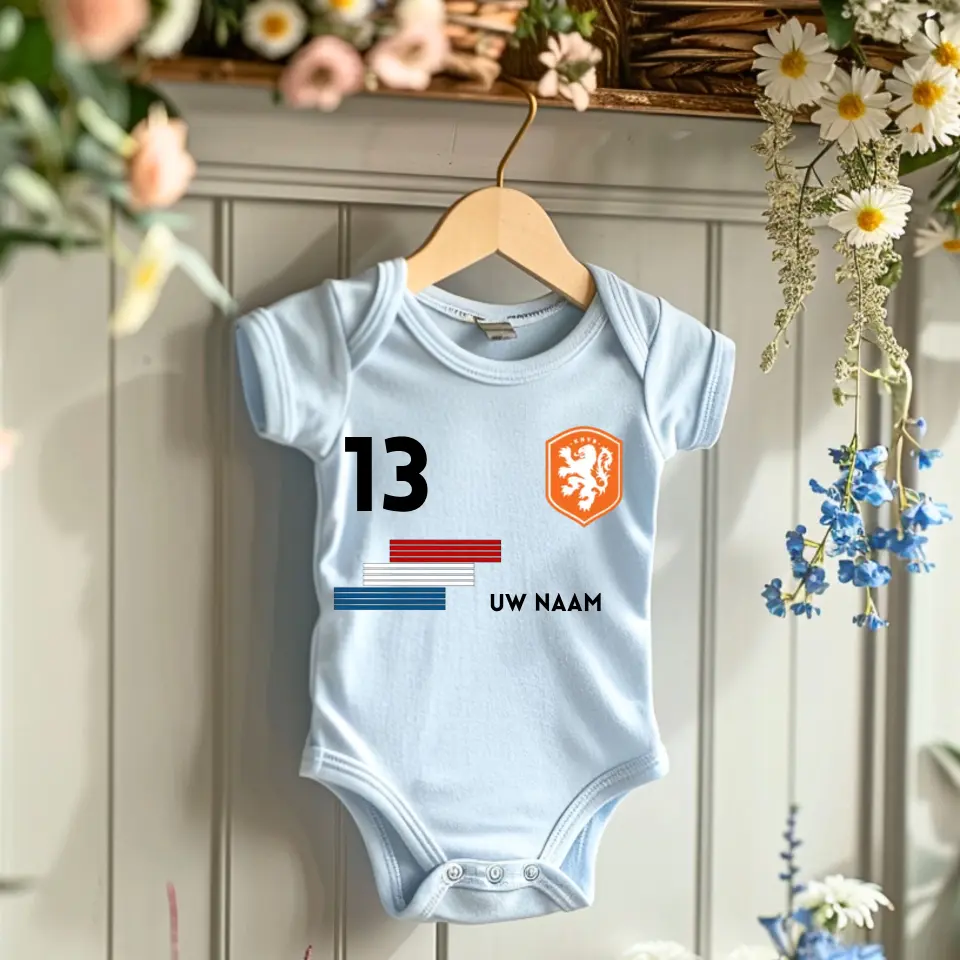 Voetbal Nederland - Barboteuse bébé personnalisée, t-shirt avec nom et numéro de tapis personnalisables, barboteuse bébé 100% coton biologique – Image 5