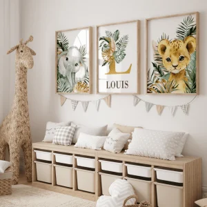 Décoration Savane pour Chambre Bébé Et Enfant- Affiches Avec Prénom Personnalisé et Initiale Or, Animaux et Feuillage - Ideal pour Chambre mixte